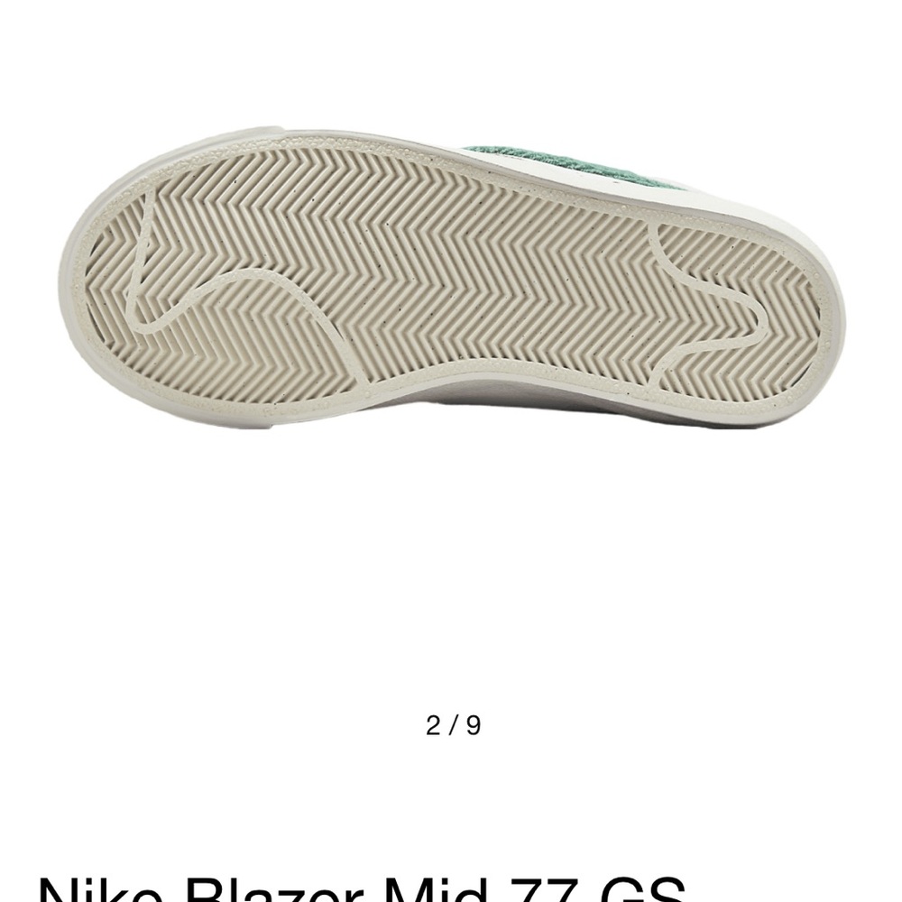 Nike Blazer Mid '77 White and Green Sneakers - Picture 8 of 10